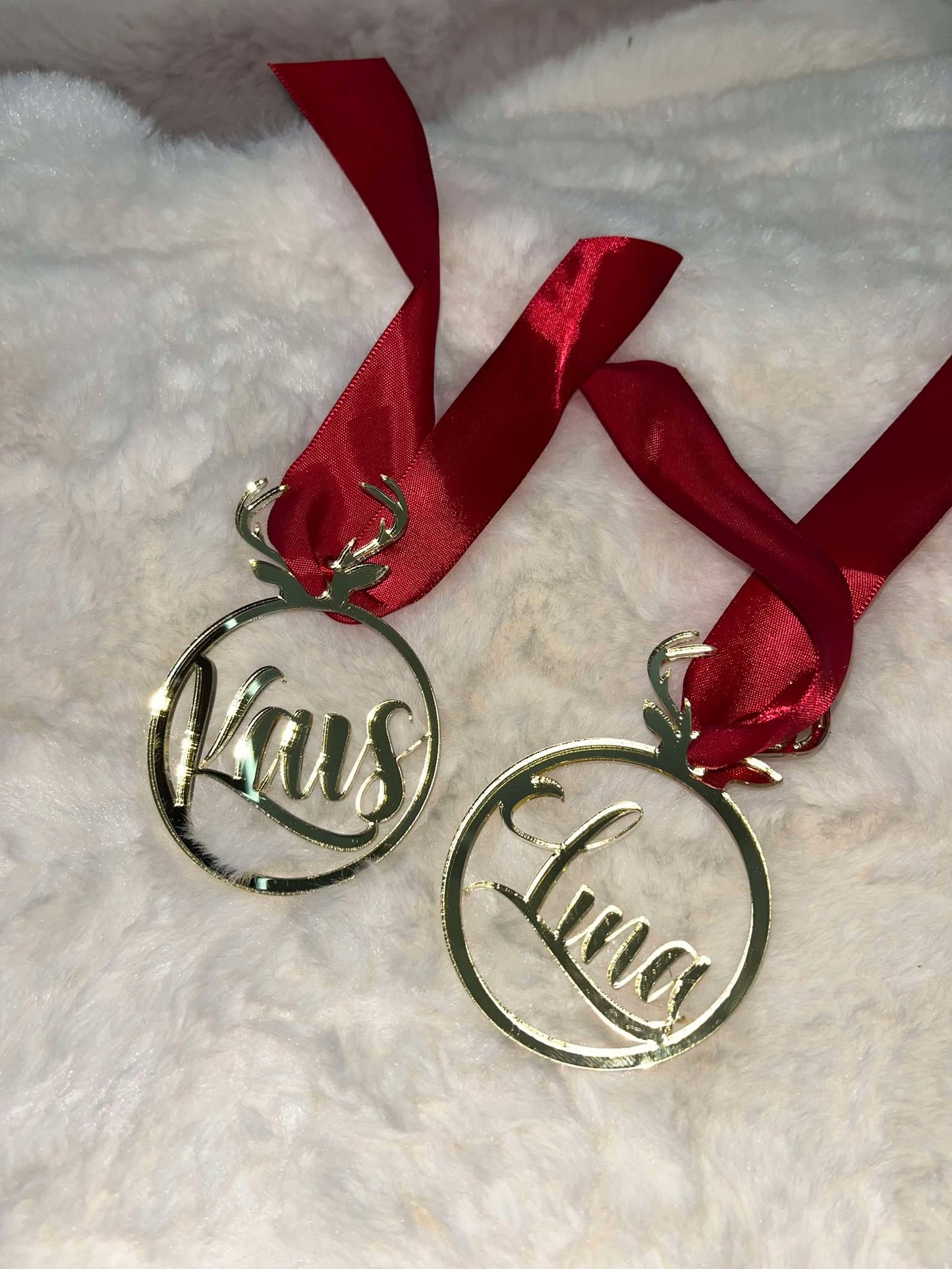 Boule de Noël en plexi – Une touche moderne et élégante pour votre sapin