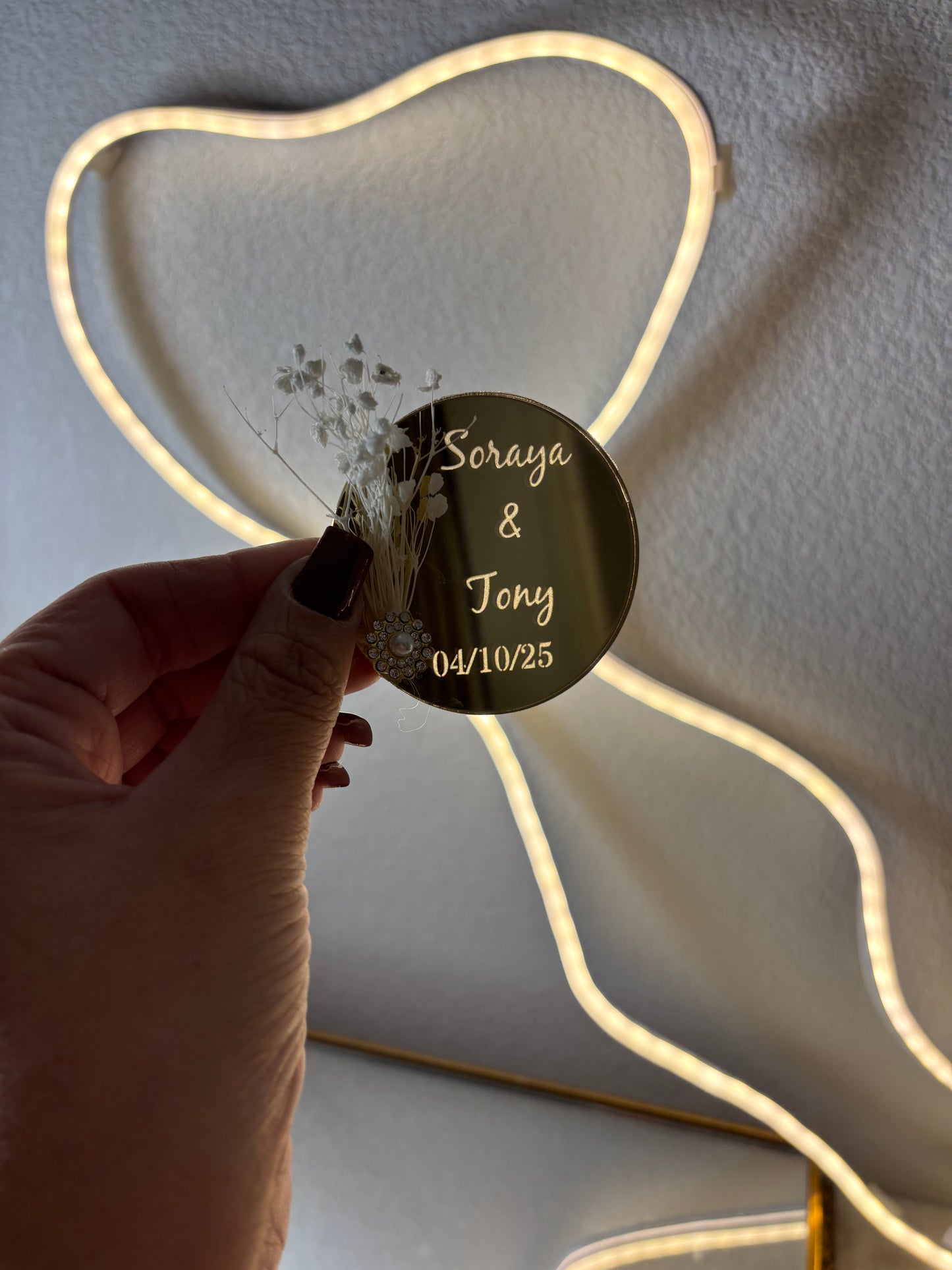 Cadeaux invités & témoins personnalisés – Gravure sur plexiglas