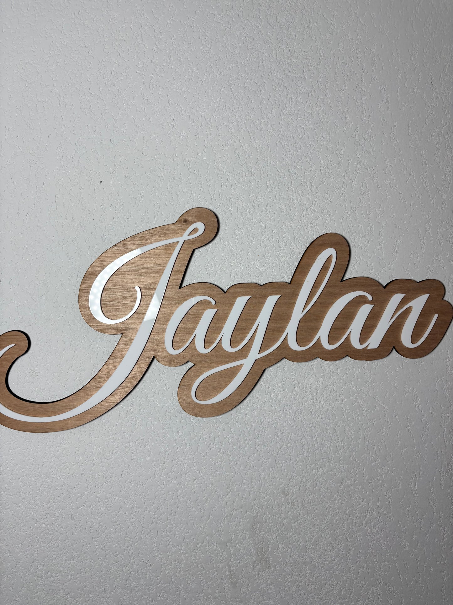 Création prénom en bois et plexi – Cadeau naissance, baptême, anniversaire