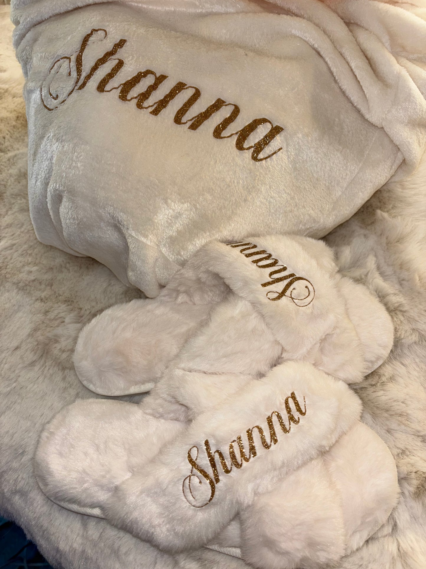 Box cocooning – Peignoir & chaussons polaires personnalisés avec boîte cadeau blanc