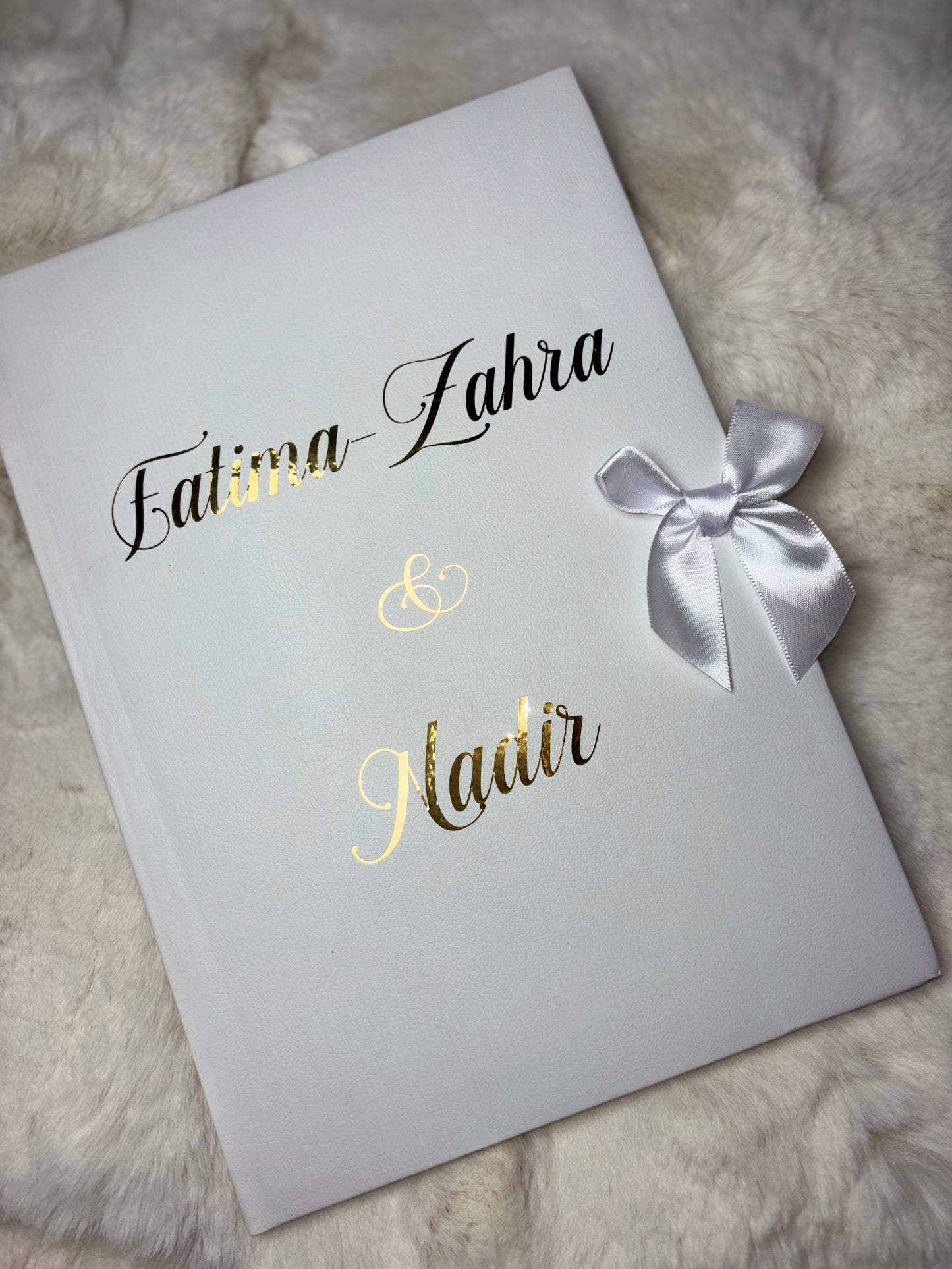 Livre d’or blanc et doré