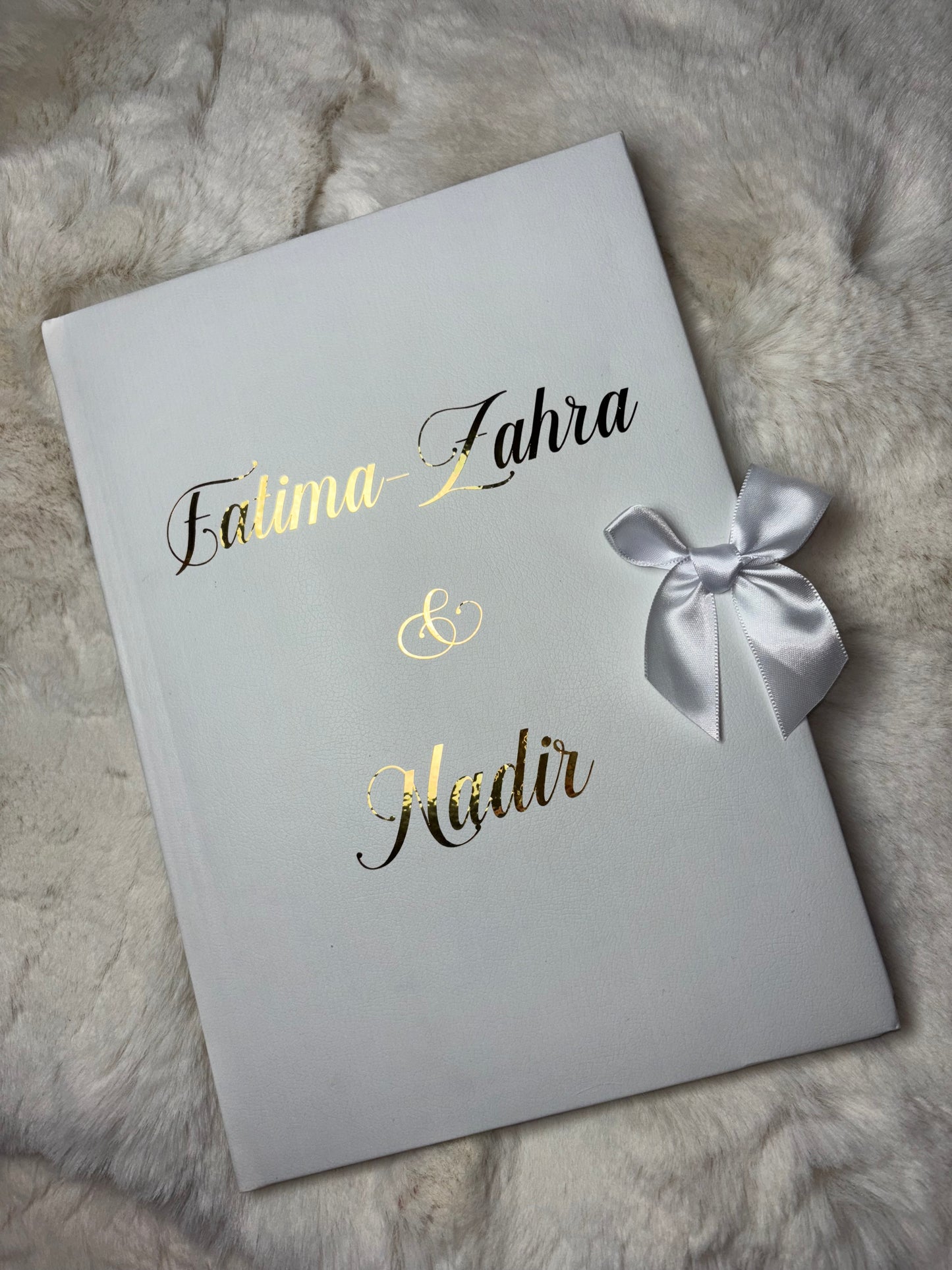 Livre d’or blanc et doré