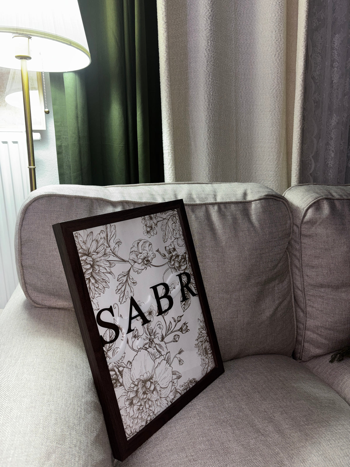 🤎 Tableau SABR — Arabesque

Le modèle floral