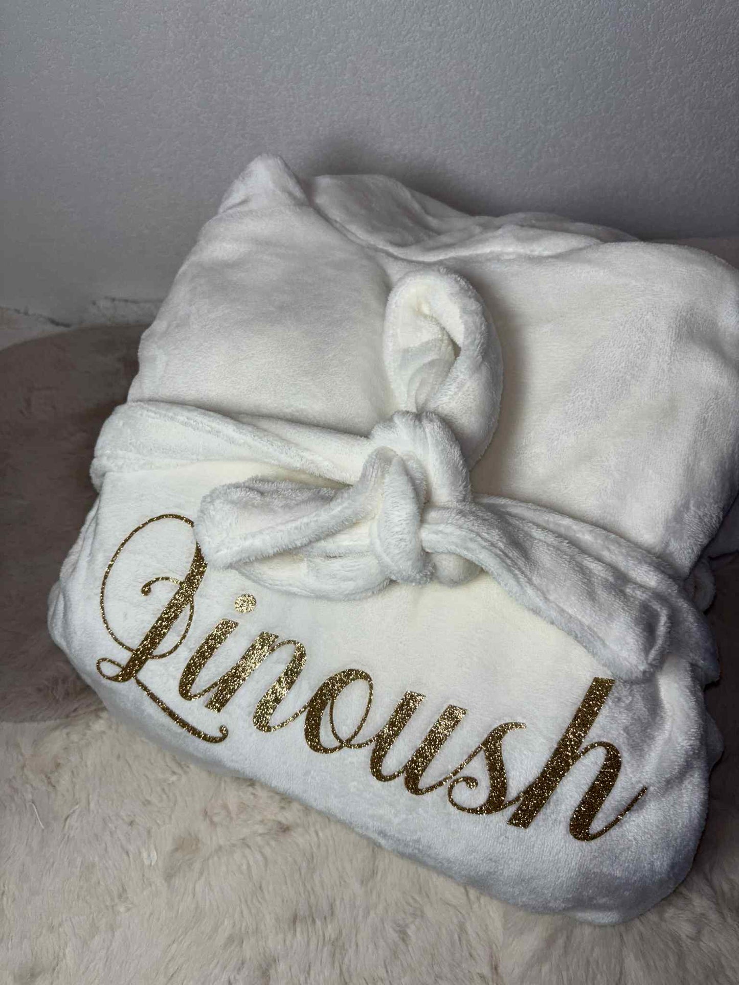 PEIGNOIR PILOU BLANC