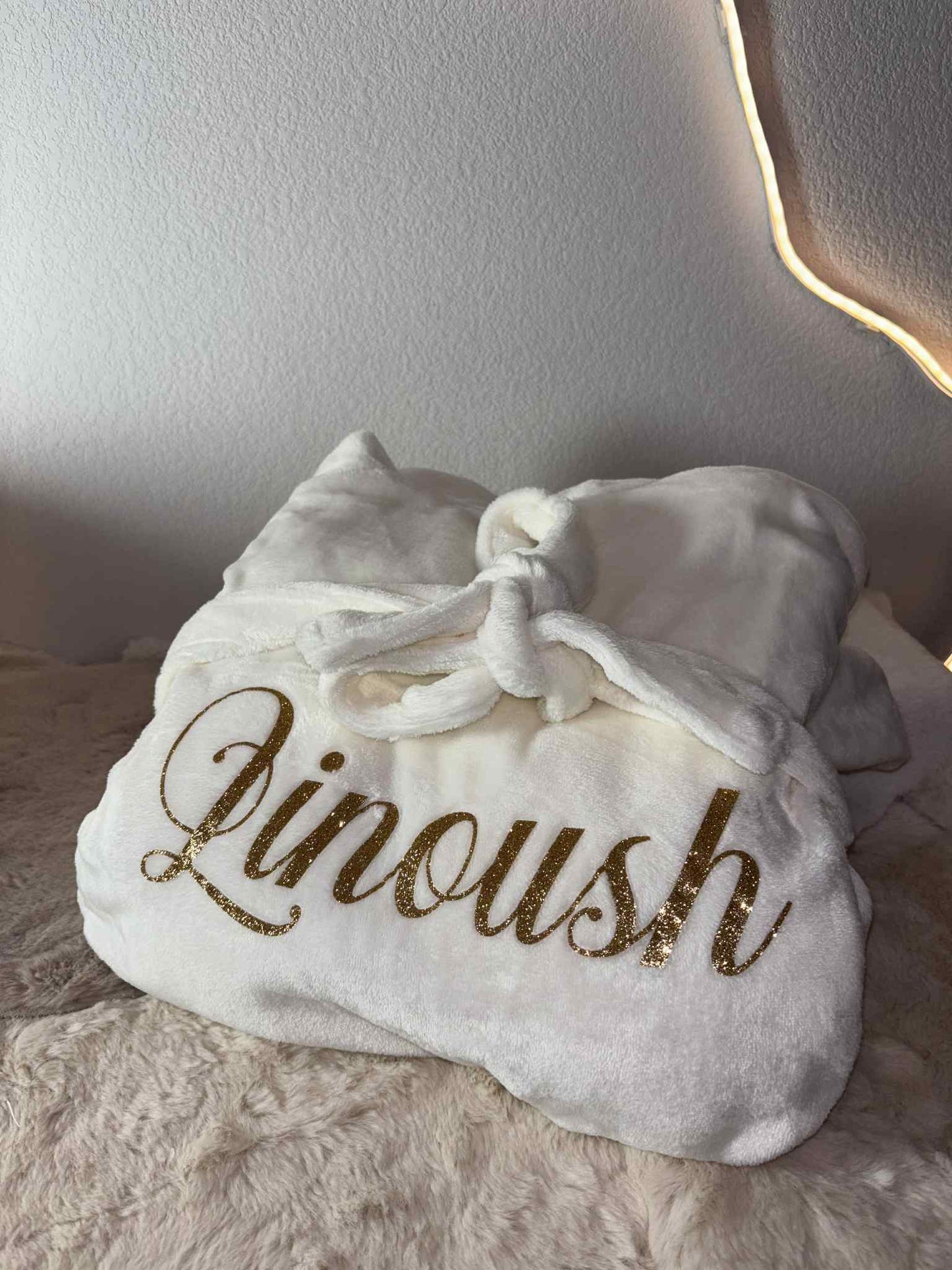 PEIGNOIR PILOU BLANC